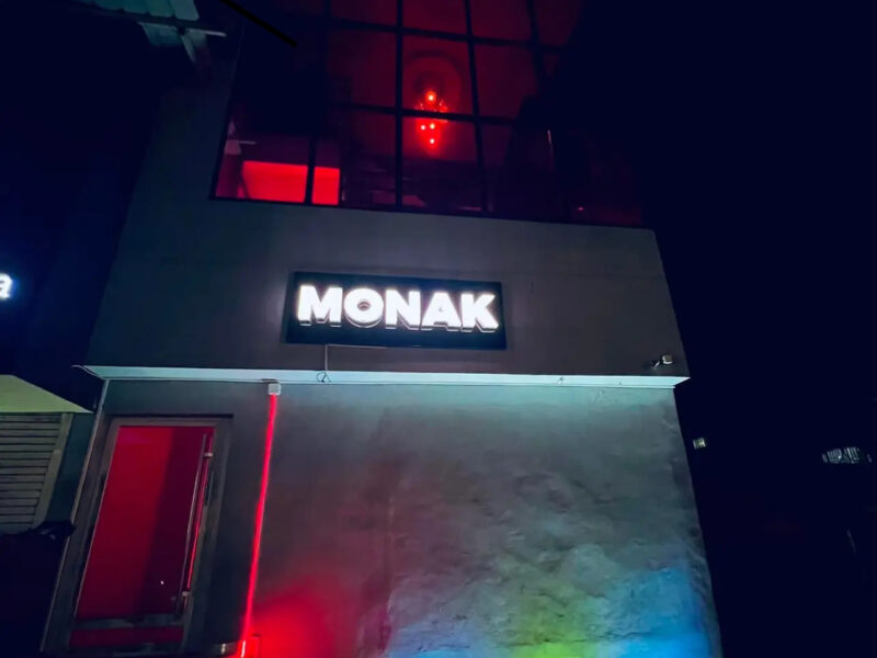 Monak